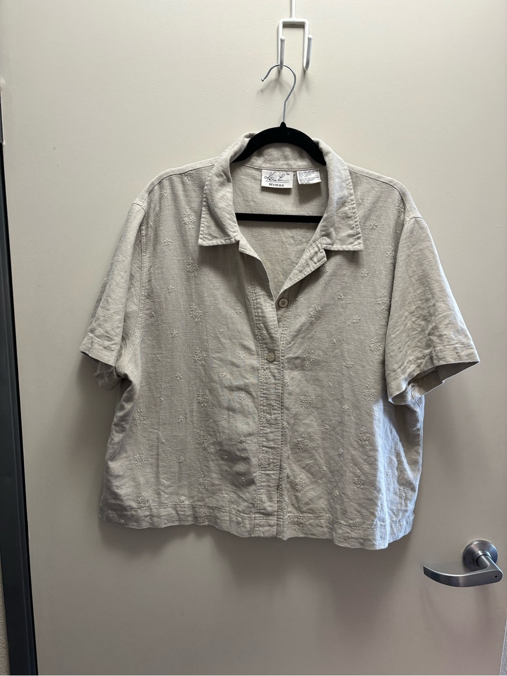 Kathie Lee Collection Beige Button-Front Woman Shirt